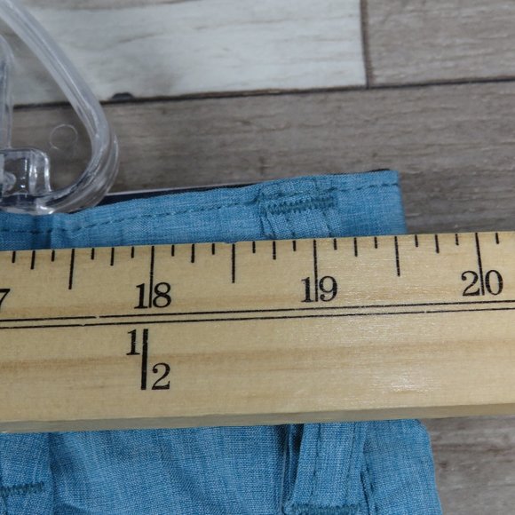 Mountain & Isles* Men's 1.5" Belt Loop Multipocketed Flat Front Shorts~ Size 38W - Picture 6 of 12